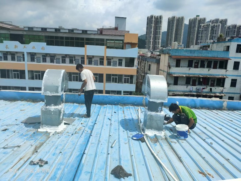 通许钢结构屋面涂料维修方法